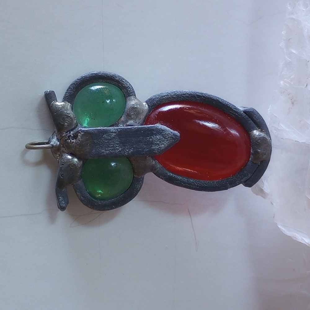 OWL PENDANT RED & GREEN BLOWN GLASS HAND MADE BY ARTIST - Picture 2 of 4